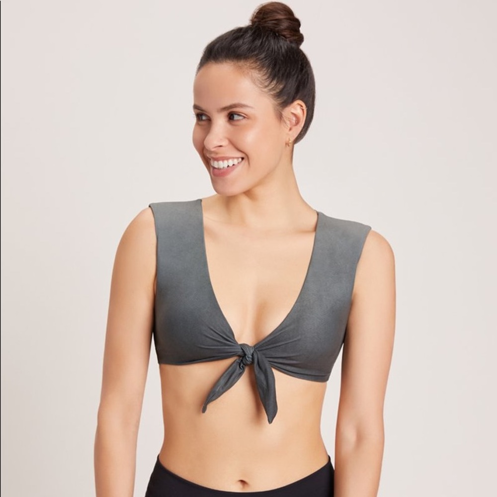 NiyamaSol knotty sports bra